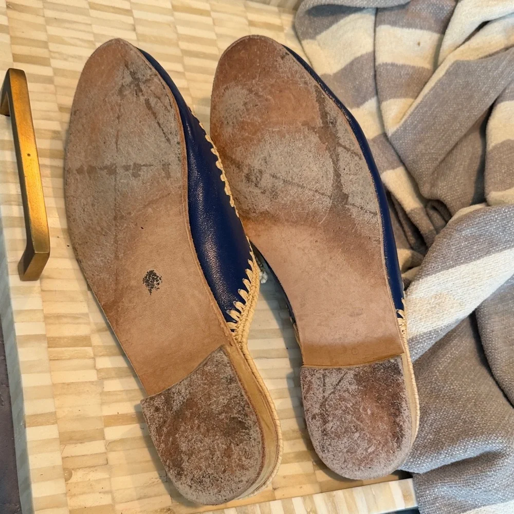 Handcrafted Blue and tan raffia Mules - Picture 4 of 6